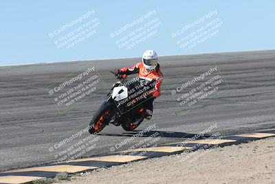 media/Oct-13-2025-Moto Forza (Mon) [[a66d839500]]/4-C Group/Session 2 (Bowl)/